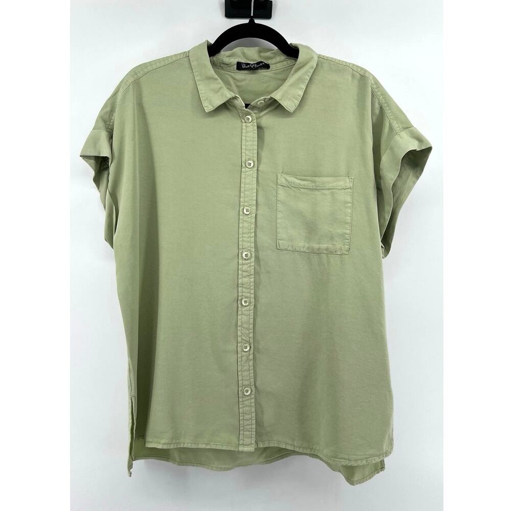 Velvet Heart Short Sleeve Button Down Shirt Women's Size L Sage Green Relaxed